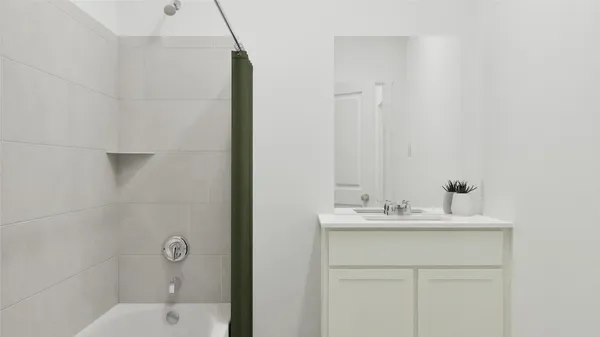 $320,490 | 8310 Amber Summit Lane, Angleton, TX 77515