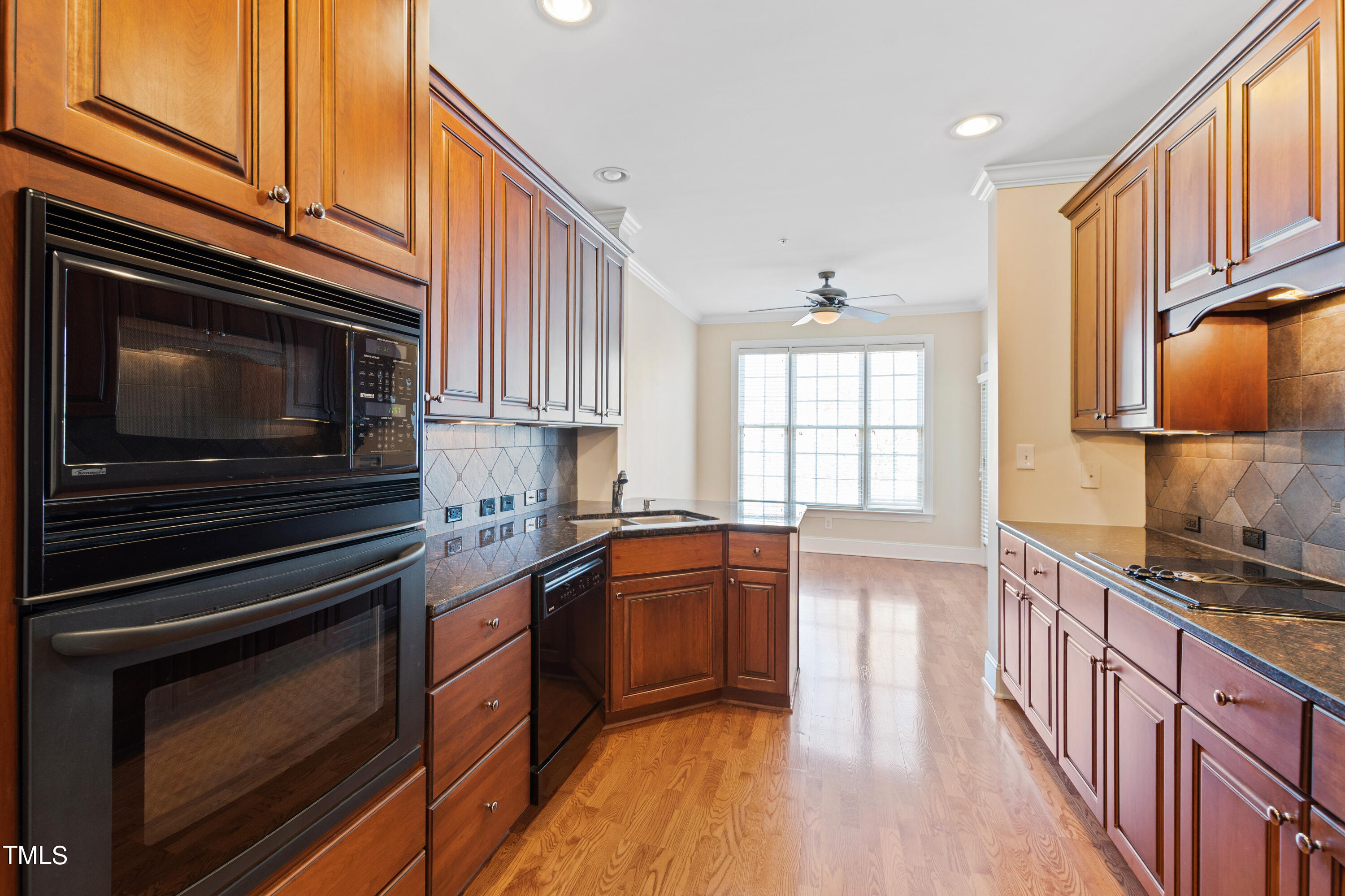 3700 Baron Cooper Pass, Unit 303 Raleigh, NC 27612 - Photo 16 of 37 Kitchen 6