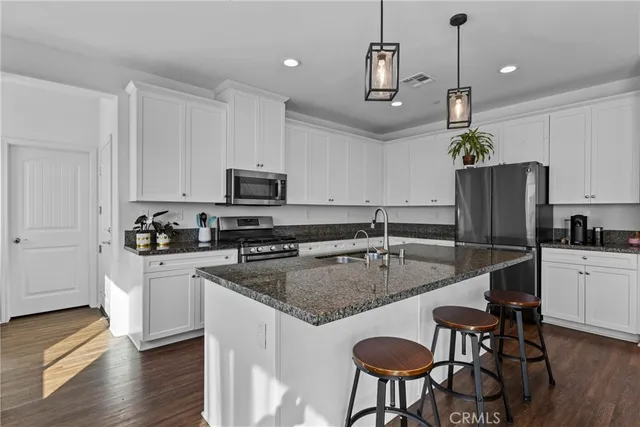 $715,000 | 34310 Swordfern Place, Murrieta, CA 92563