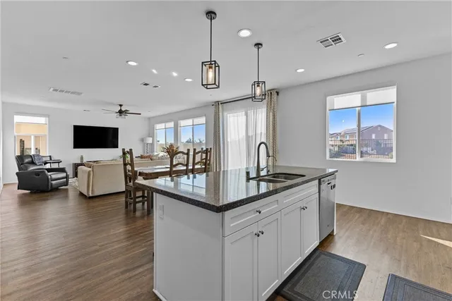 $715,000 | 34310 Swordfern Place, Murrieta, CA 92563