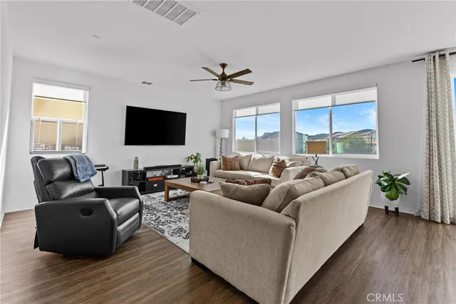 $715,000 | 34310 Swordfern Place, Murrieta, CA 92563