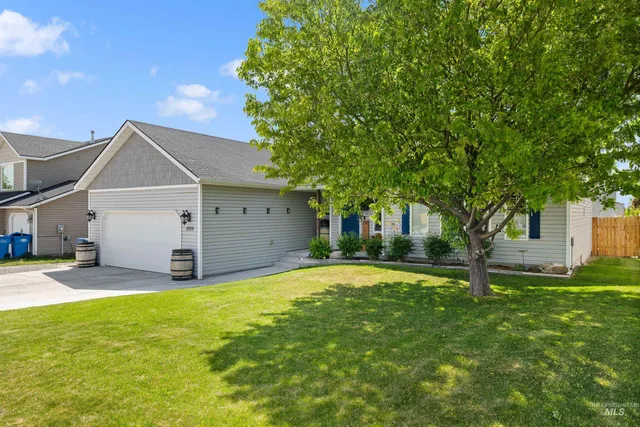 $379,000 | 1509 North Cedar Street, Jerome, ID 83338