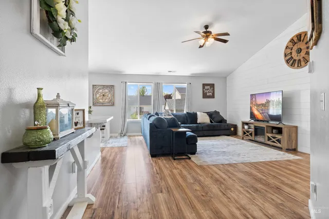 $379,000 | 1509 North Cedar Street, Jerome, ID 83338