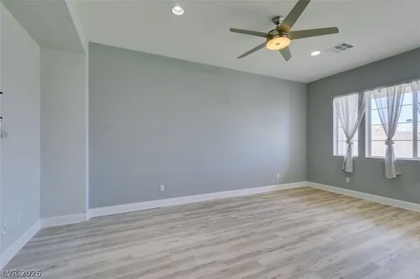 $2,894 | 6538 Grand Concourse Street, Las Vegas, NV 89166