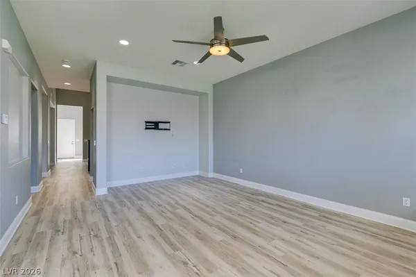 $2,894 | 6538 Grand Concourse Street, Las Vegas, NV 89166