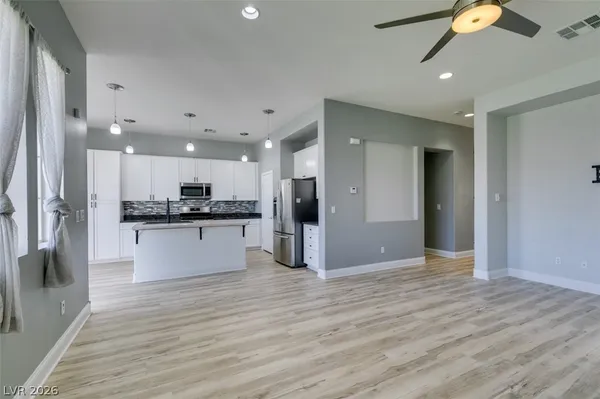 $2,894 | 6538 Grand Concourse Street, Las Vegas, NV 89166