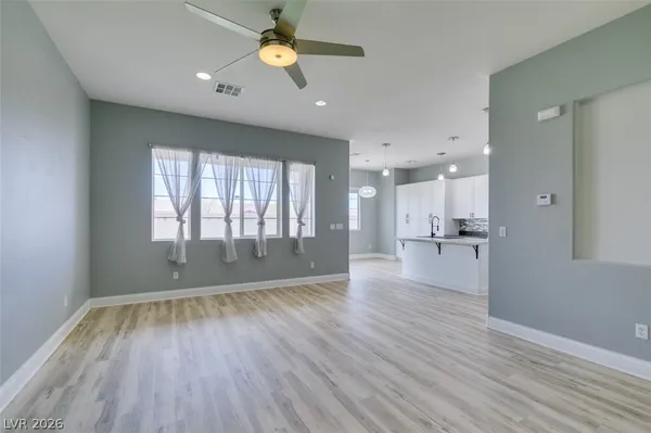 $2,894 | 6538 Grand Concourse Street, Las Vegas, NV 89166