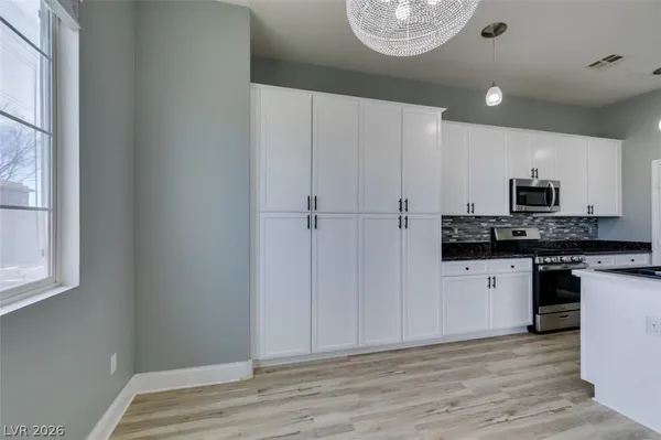 $2,894 | 6538 Grand Concourse Street, Las Vegas, NV 89166