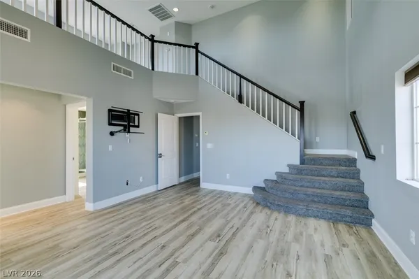 $2,894 | 6538 Grand Concourse Street, Las Vegas, NV 89166