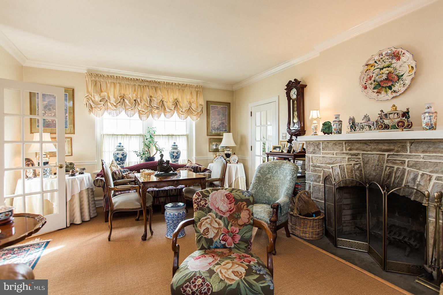 41 Hess Boulevard Lancaster, PA 17601 - Photo 32 of 63 a view of a livingroom with furniture window and outside view