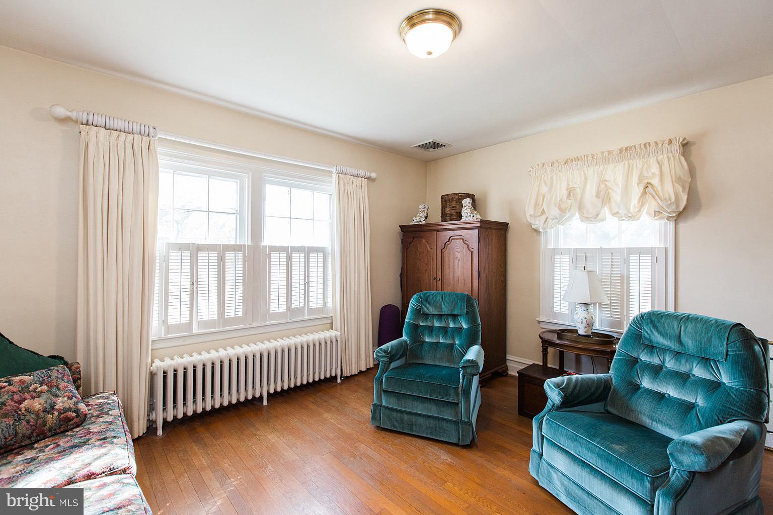41 Hess Boulevard Lancaster, PA 17601 - Photo 41 of 63 a living room with furniture and a window