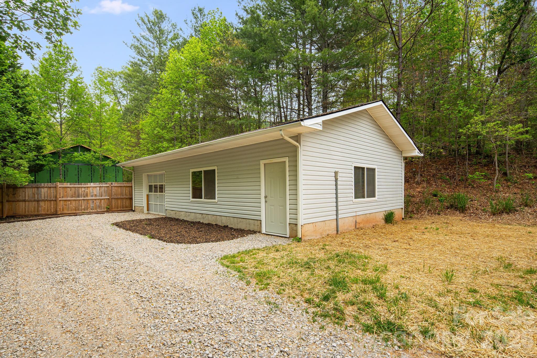 90 High Point Road Weaverville, NC 28787 - Photo 27 of 37