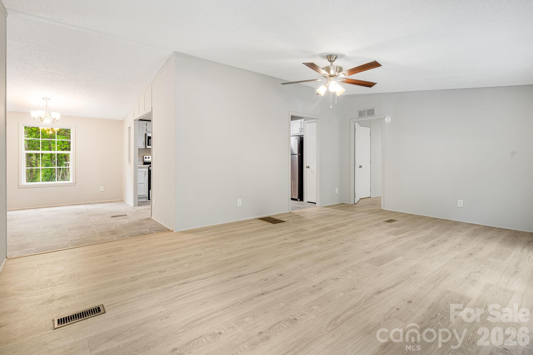 90 High Point Road Weaverville, NC 28787 - Photo 6 of 37