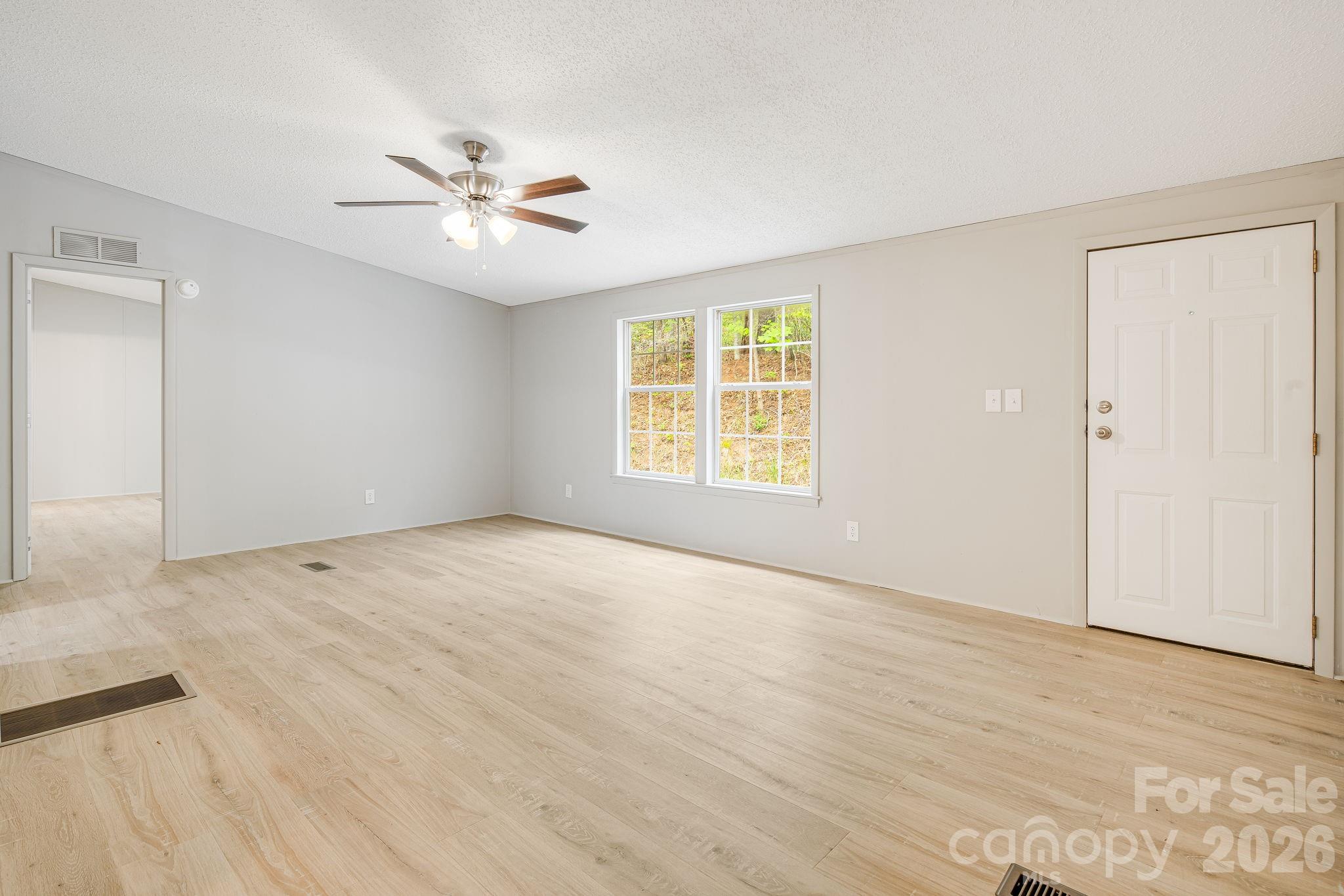 90 High Point Road Weaverville, NC 28787 - Photo 8 of 37