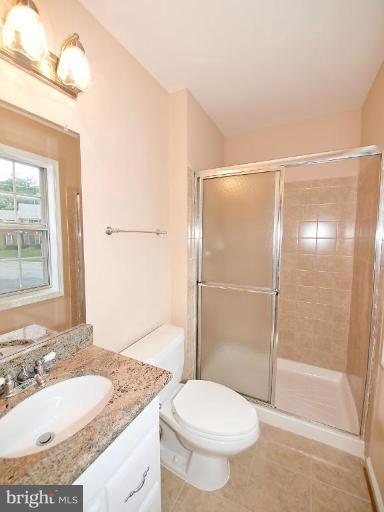 8545 Hooes Road Springfield, VA 22153 - Photo 22 of 30 Master Bath