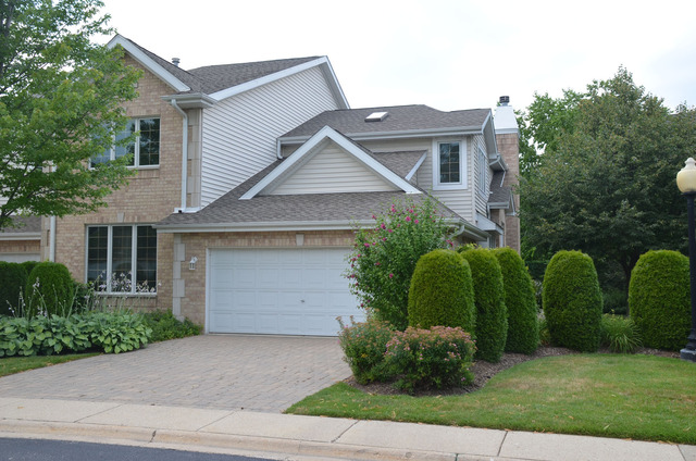 1738 Park Ridge Point, Unit 1738 Park Ridge, IL 60068 - Photo 1 of 25