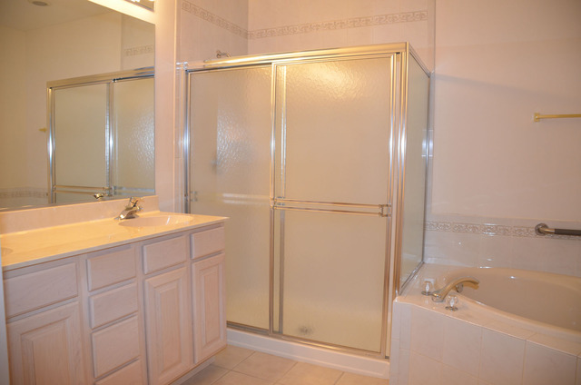 1738 Park Ridge Point, Unit 1738 Park Ridge, IL 60068 - Photo 17 of 25