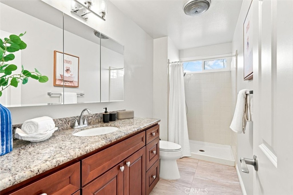 6709 Verde Ridge Road Rancho Palos Verdes, CA 90275 - Photo 30 of 58 Downstairs primary bathroom