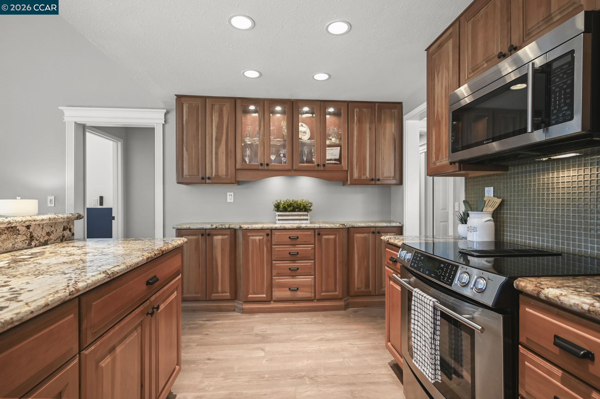 9529 Thunderbird Drive San Ramon, CA 94583 - Photo 13 of 38