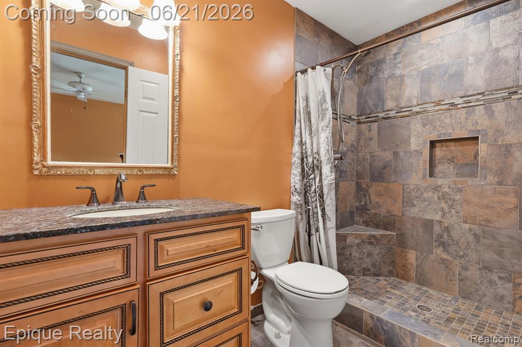 2348 Rochester Road Leonard, MI 48367 - Photo 20 of 31