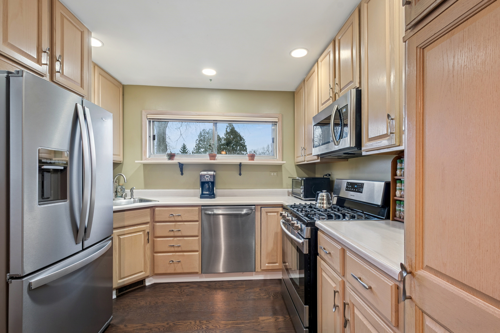 595 Ravinia Road Highland Park, IL 60035 - Photo 13 of 31