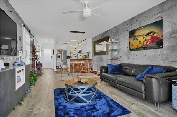 $168,000 | 8900 Washington Street, Unit 320, Pembroke Pines, FL 33025