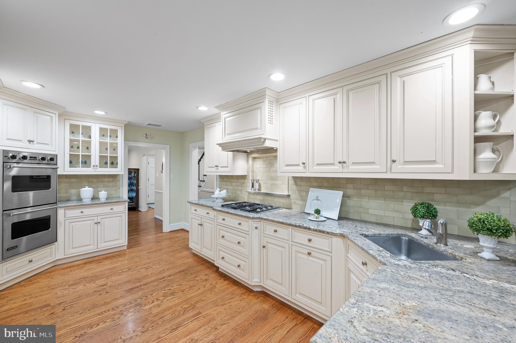 321 Orchard Way Wayne, PA 19087 - Photo 11 of 39