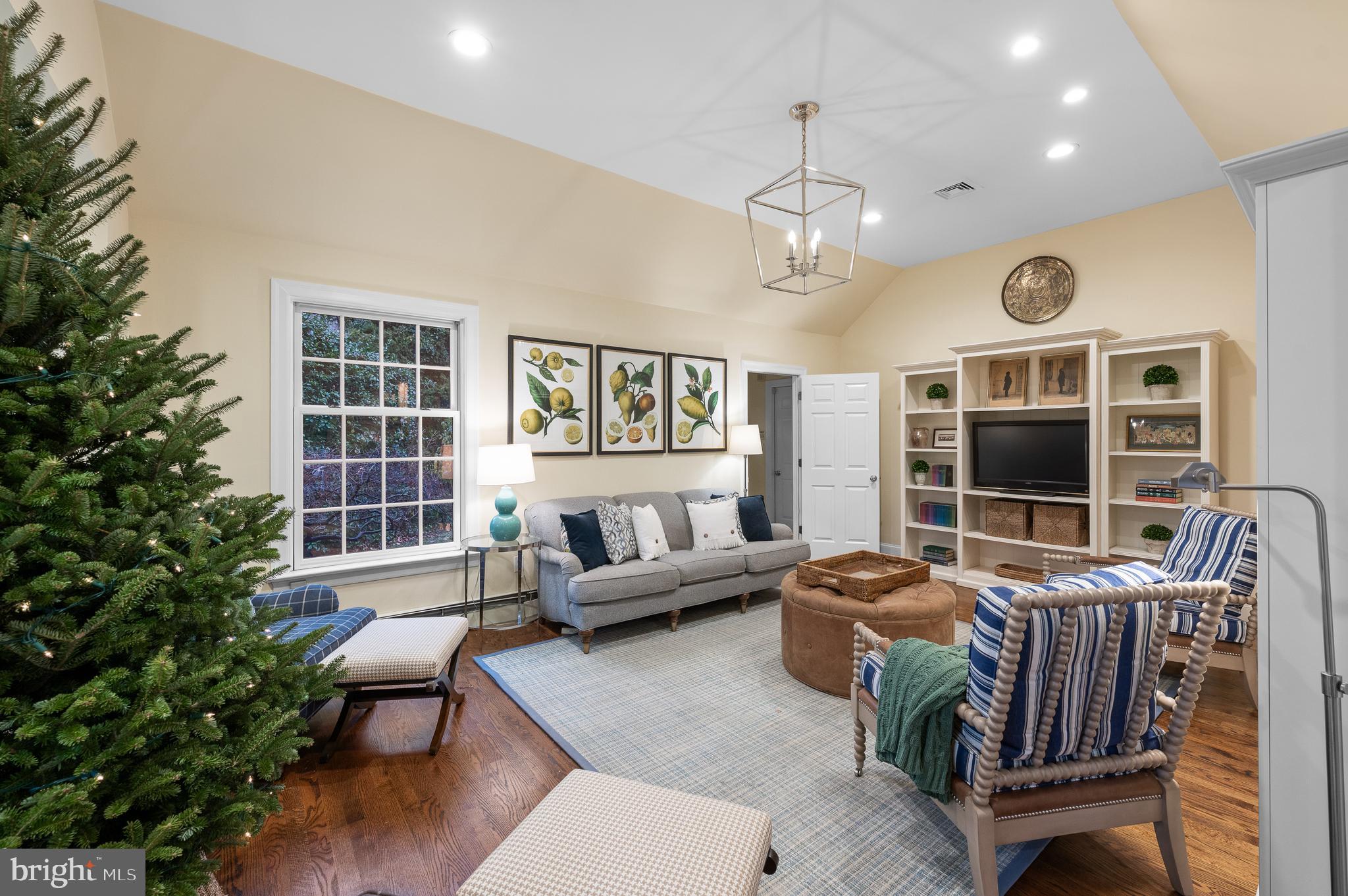 321 Orchard Way Wayne, PA 19087 - Photo 16 of 39