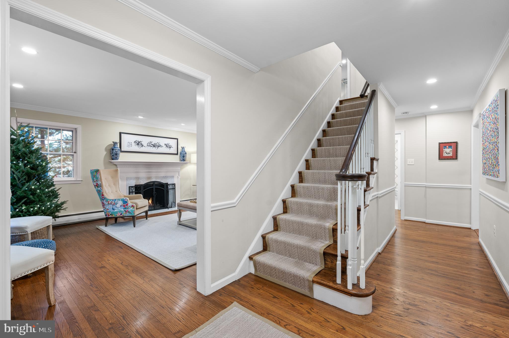 321 Orchard Way Wayne, PA 19087 - Photo 4 of 39