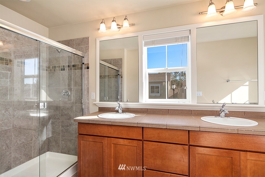 18232 36th Avenue Southeast Bothell, WA 98012 - Photo 8 of 18