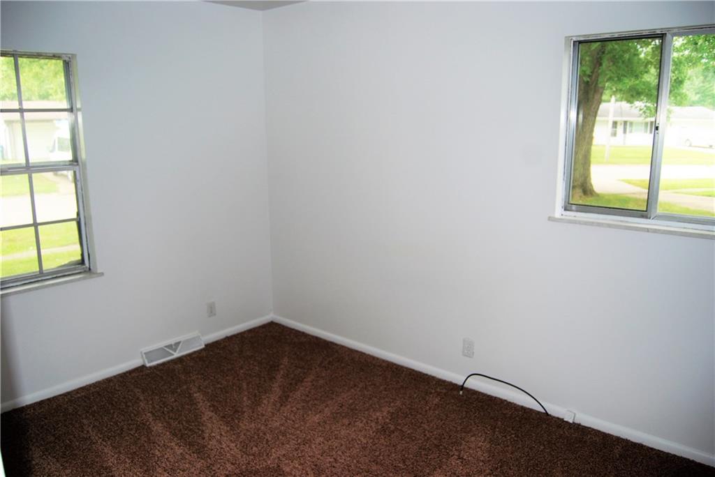 2208 Raintree Drive Anderson, IN 46011 - Photo 7 of 11 Gallery Image 7