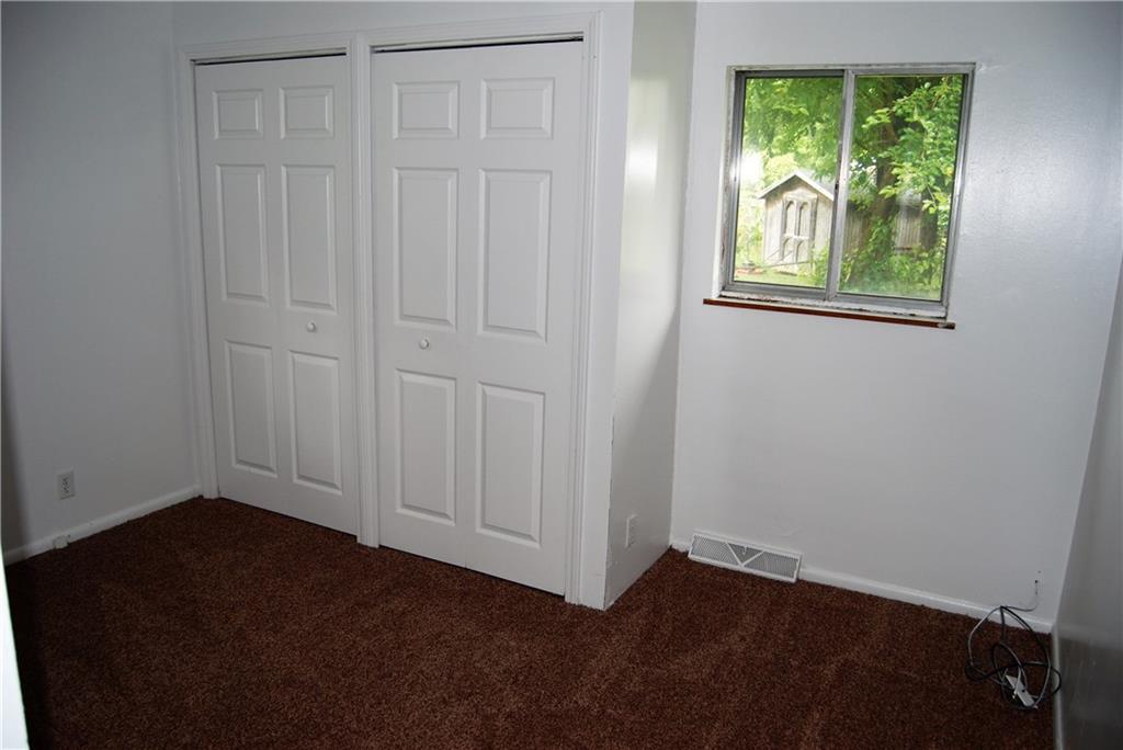 2208 Raintree Drive Anderson, IN 46011 - Photo 8 of 11 Gallery Image 8