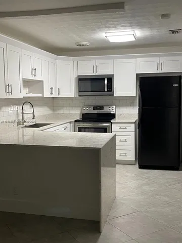 $399,000 | 1640 Northeast 33rd Street, Pompano Beach, FL 33064