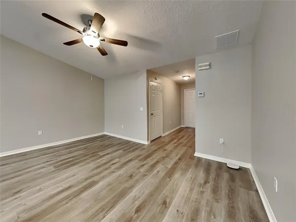 $1,919 | Undisclosed Address, Winter Haven, FL 33880