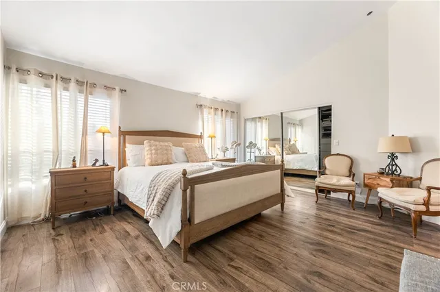 $849,000 | 18146 Oxnard Street, Unit 48, Tarzana, CA 91356