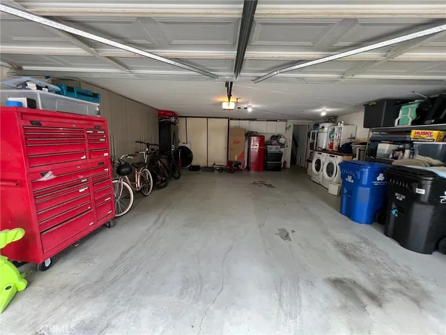 $849,000 | 18146 Oxnard Street, Unit 48, Tarzana, CA 91356