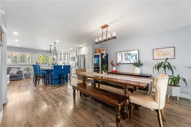 $849,000 | 18146 Oxnard Street, Unit 48, Tarzana, CA 91356