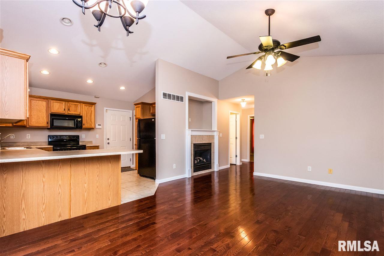1308 West Cloverdale Road Chillicothe, IL 61523 - Photo 4 of 34 Gallery Image 4