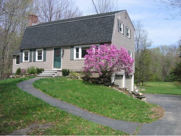 14 Perkins Road Londonderry, NH 03053 - Photo 1 of 1