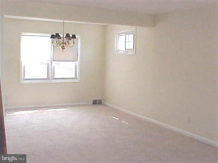 225 West Roland Road Brookhaven, PA 19015 - Photo 4 of 20 Gallery Image 4
