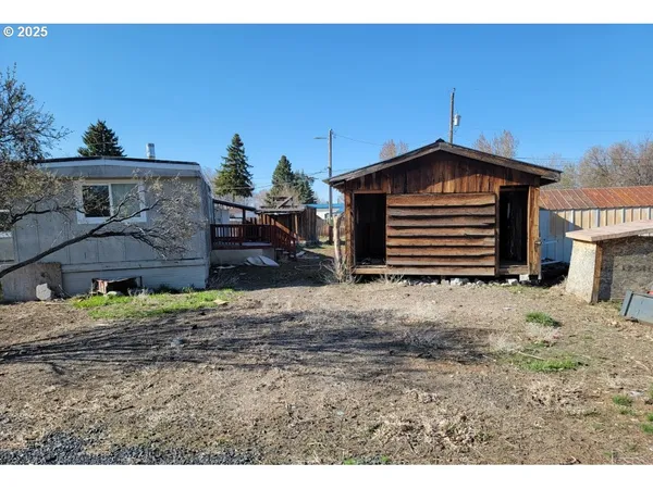 $85,000 | 420 West Grant Street, Burns, OR 97720