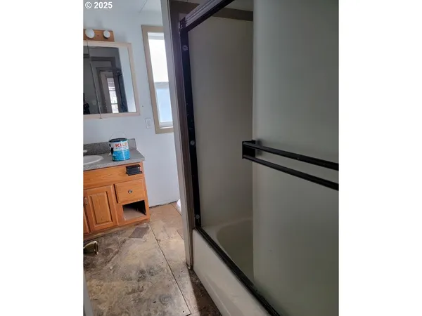 $85,000 | 420 West Grant Street, Burns, OR 97720