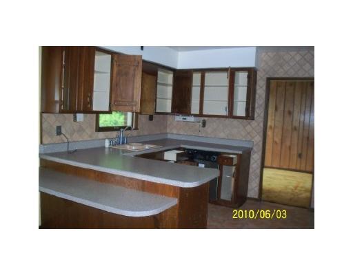 601 Sand Hill Road Mount Pleasant, PA 15666 - Photo 4 of 8 Kitchen.