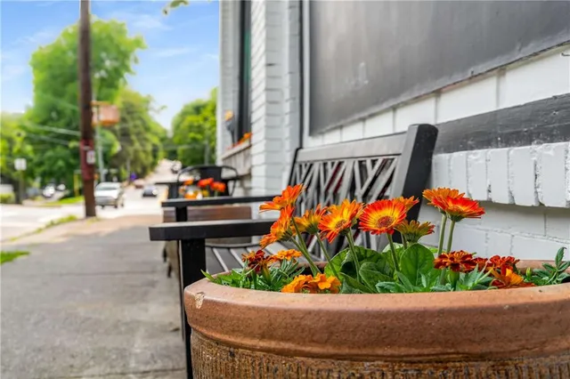 $950,000 | 614 Robinson Avenue Southeast, Atlanta, GA 30312