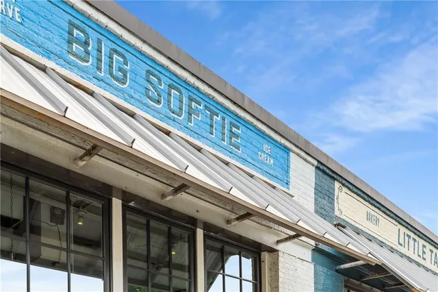 $950,000 | 614 Robinson Avenue Southeast, Atlanta, GA 30312