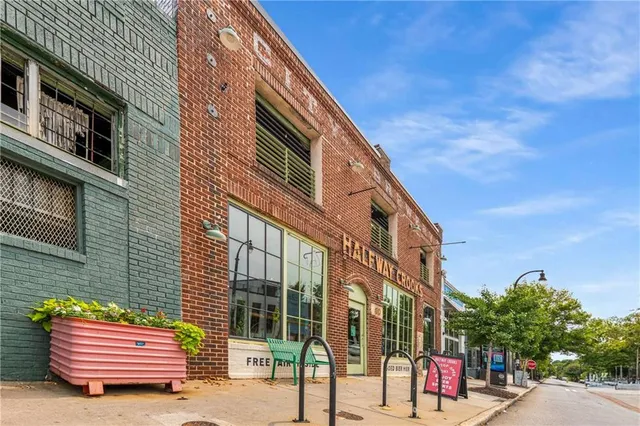 $950,000 | 614 Robinson Avenue Southeast, Atlanta, GA 30312