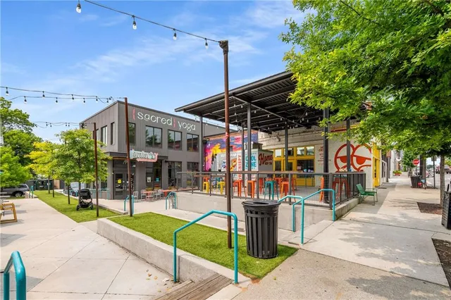 $950,000 | 614 Robinson Avenue Southeast, Atlanta, GA 30312