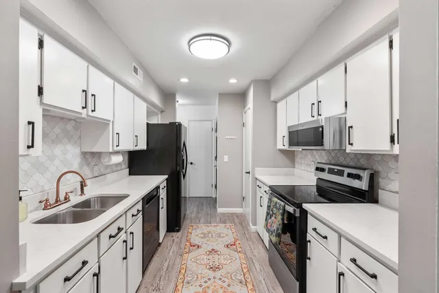 $435,000 | 1142 Village Creek Lane, Unit 4, Mount Pleasant, SC 29464