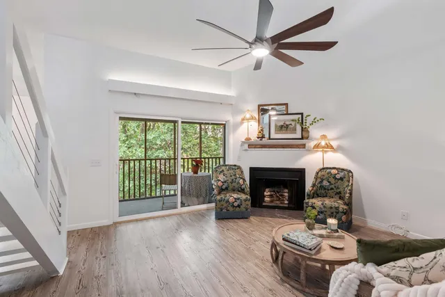 $435,000 | 1142 Village Creek Lane, Unit 4, Mount Pleasant, SC 29464