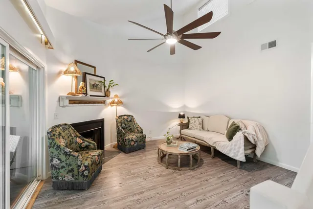 $435,000 | 1142 Village Creek Lane, Unit 4, Mount Pleasant, SC 29464